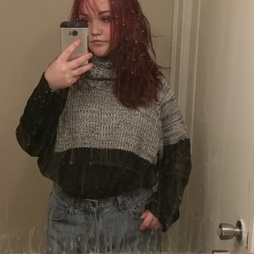 Vintage Turtleneck//sweater